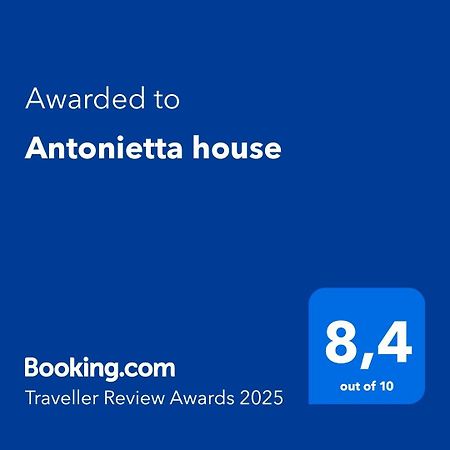 Appartamento Antonietta House Napoli Esterno foto